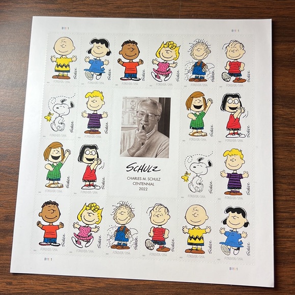 Collectible Charlie Brown Snoopy Charles Schulz centennial 2022 Forever stamps - Picture 4 of 5
